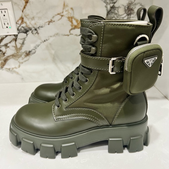 Prada Re-Nylon Metal Triangle Logo Mens Monolith Pouch Pocket Combat Boots US 11 - Picture 12 of 15